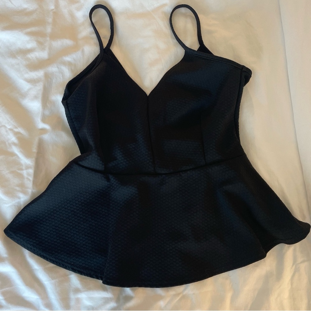 Bella D Black V-Neck Top with Spaghetti Straps Sz S